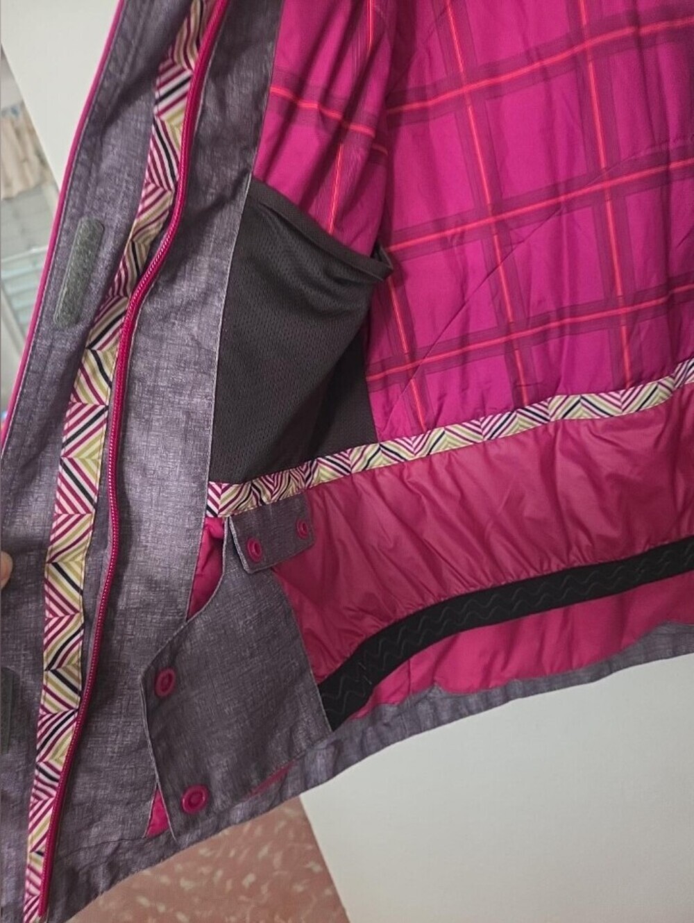 Wed’ze Midslide Women’s Ski Snowboard Jacket Gray Pink EU 40 US Small - Picture 4 of 15